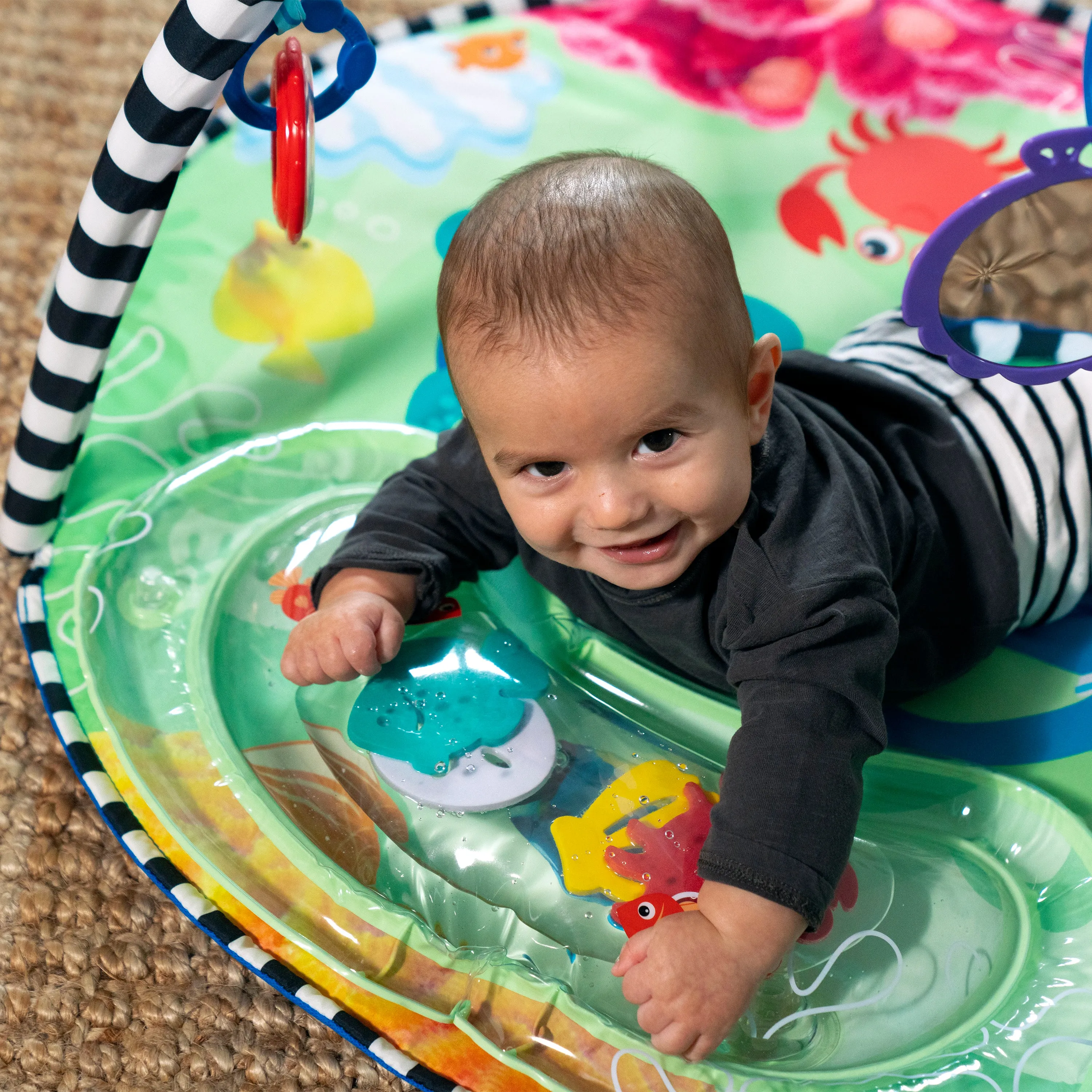 Baby Einstein Baby Einstein Sea Floor Explorers Tummy Time Water Play Mat