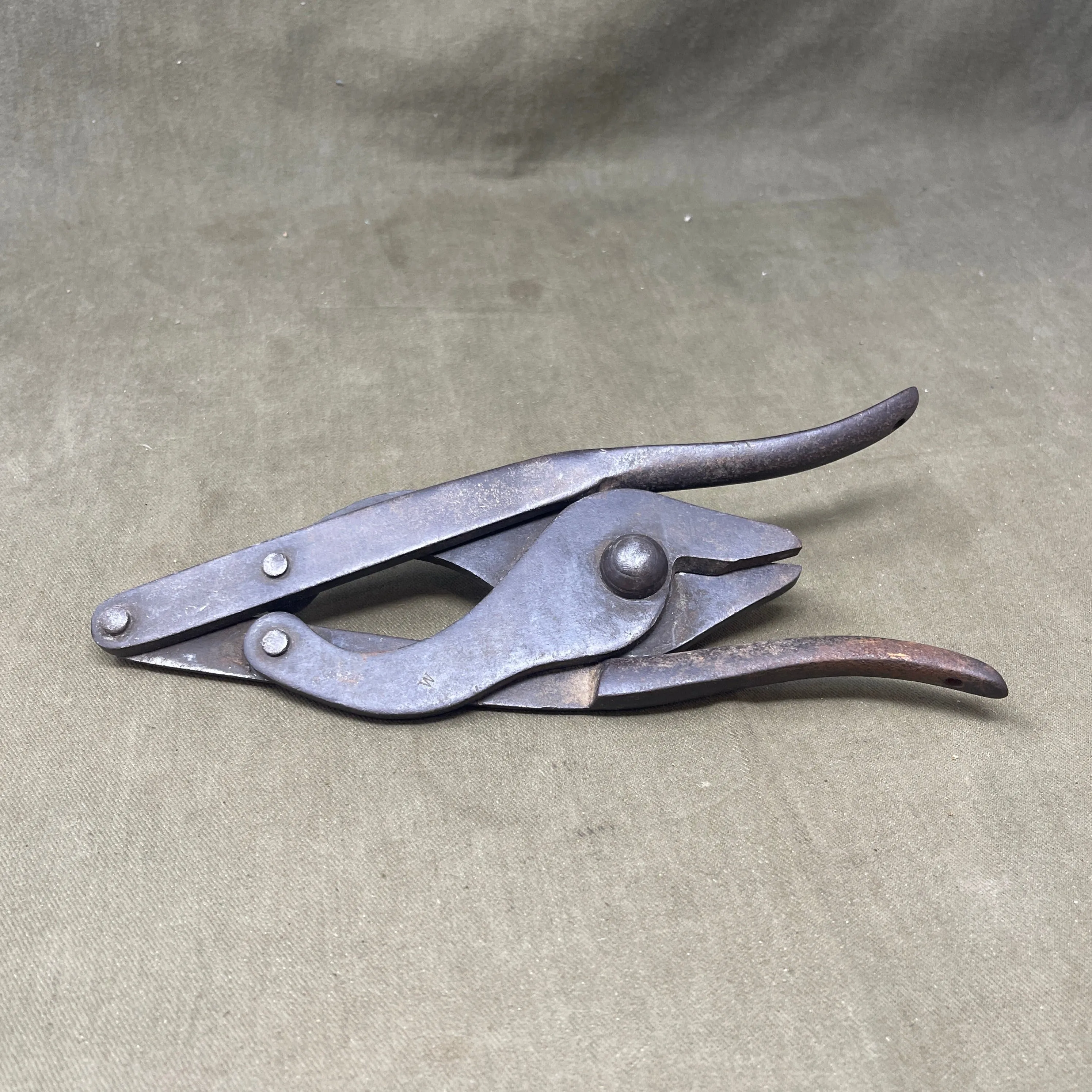 Original WWI British  Wire Cutters Dated 1917 Made by Chillington